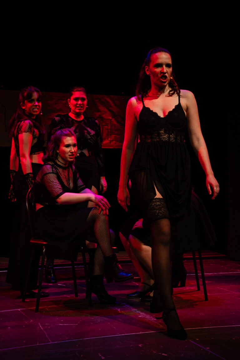 Szene aus "Cell block tango"